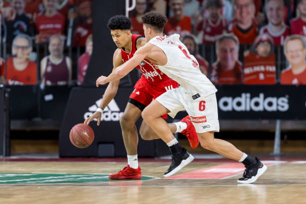 1的领先和 1的领先和