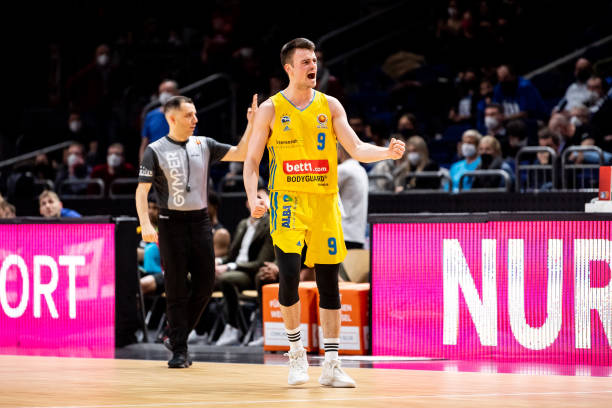 能战胜佩古 能战胜佩古